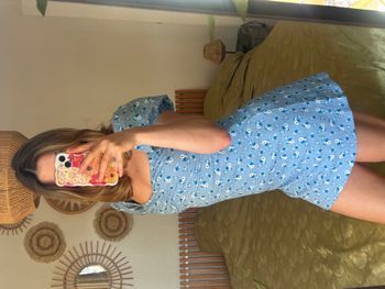 Robe bleu stradivarius à fleurs taille 36