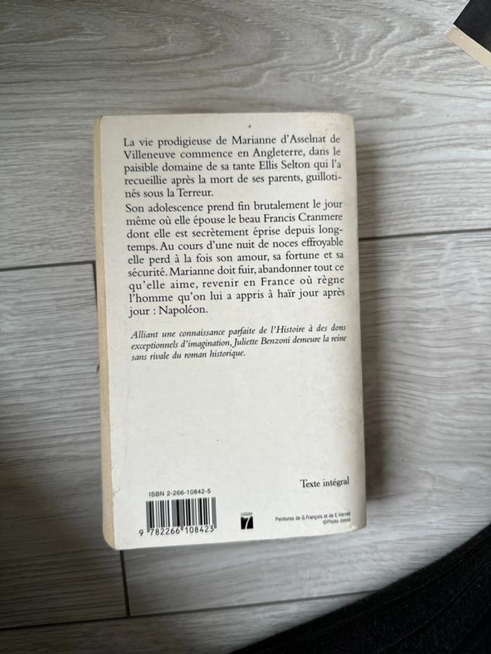 Livre Marianne une étoile pour Napoléon - photo numéro 2