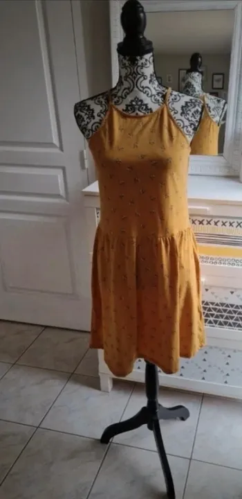 Robe à bretelles