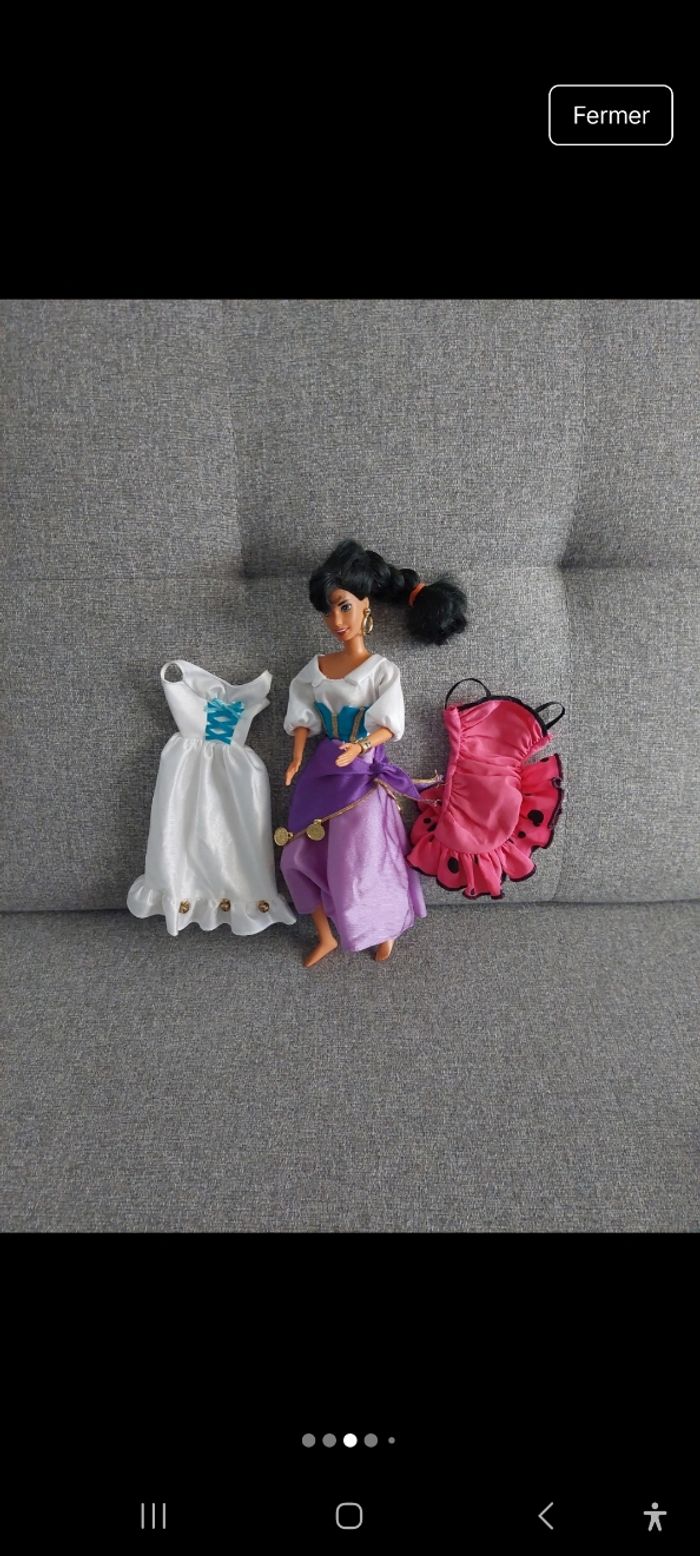 Esmeralda et ses 3 tenues - photo numéro 3