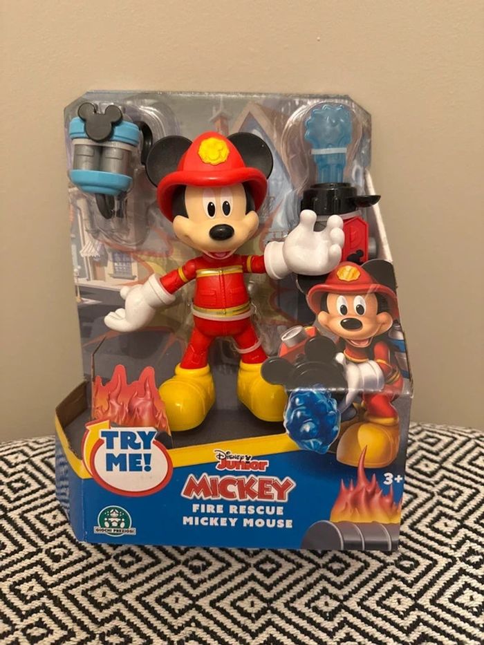 Giochi Preziosi Disney - Figurine articulée Mickey Pompier 15 cm
