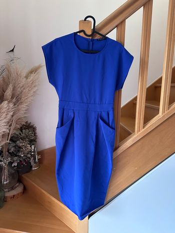 Robe Sisley bleu violette taille 40 neuve sans étiquette