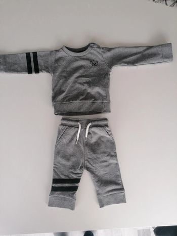 Ensemble jogging haut garçon T 3 mois 👶