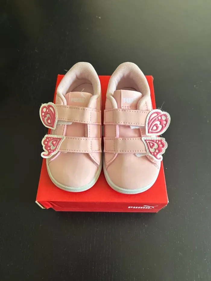 Baskets Puma enfant roses – pointure 22 (US 6C / UK 5) - photo numéro 2