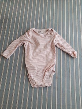 Bodies taille 6 mois