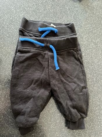 Lot de 2 Pantalon taille 3 mois