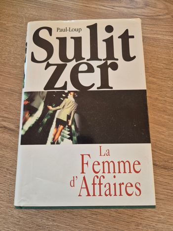 Livre titre La femme d'affaires 