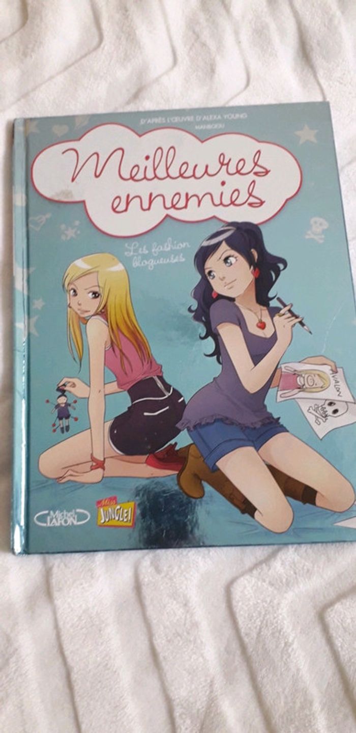 Lot 3 BD Meilleures Ennemies - photo numéro 5