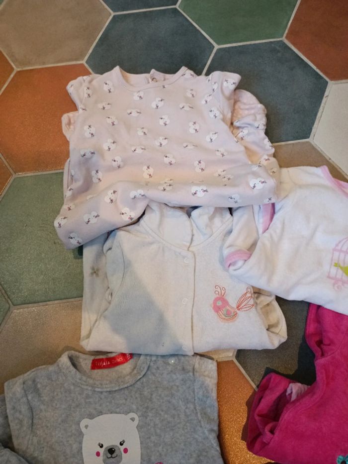 Lot pyjamas 12 mois - photo numéro 10