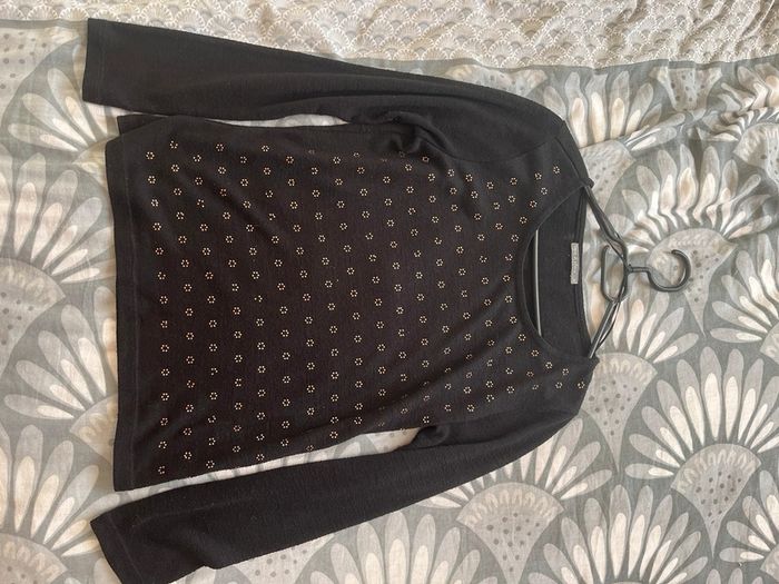 Pull noir à strass