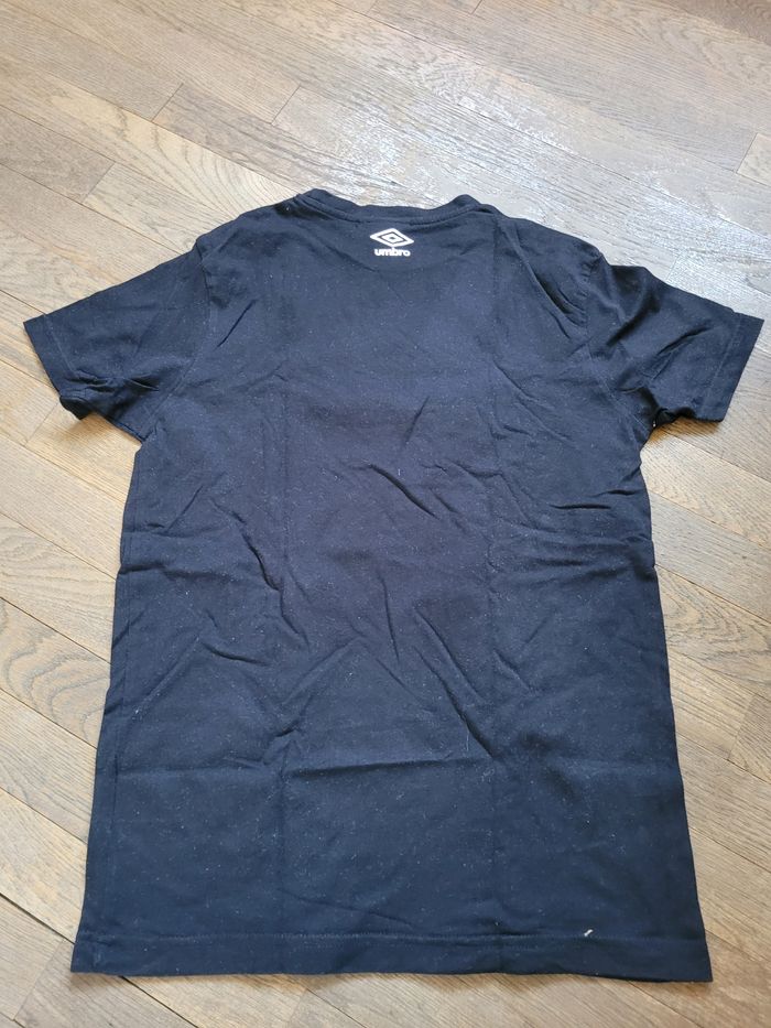 Tee-shirt umbro taille 162 - photo numéro 3