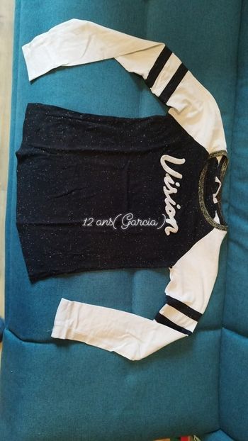 Blouse fille taille 152.  12 ans