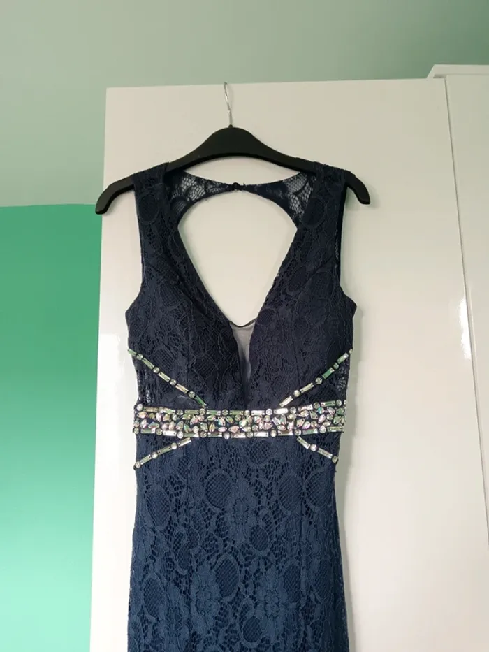 Élégante robe longue bleue en dentelle Taille S - photo numéro 3