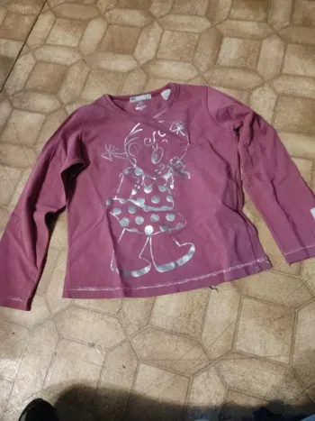 T-shirt manches longues a girls 6/7 ans