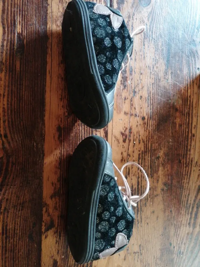 Chaussures à lacets pointure 21 - photo numéro 4