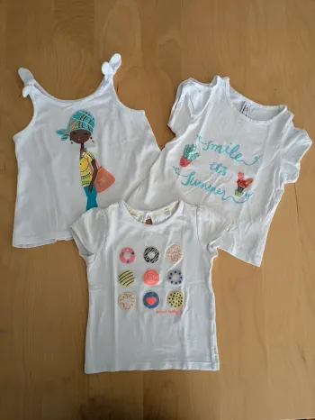 Lot de 3 tee shirts blanc taille 3 ans marque diverses