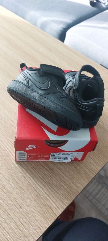 Basket Nike bb taille 21