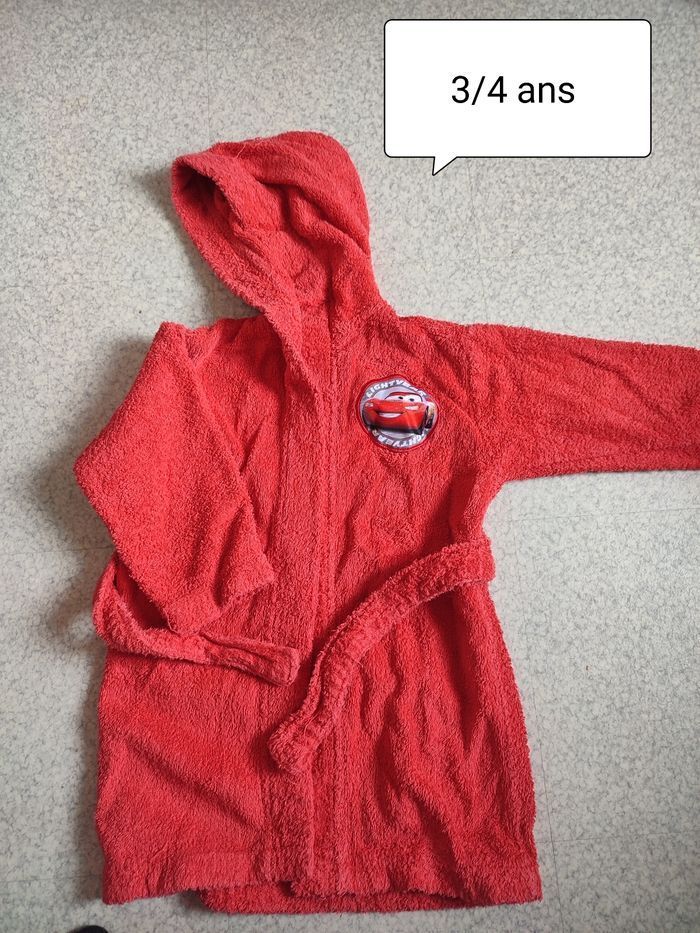 Peignoir cars 3/4 ans