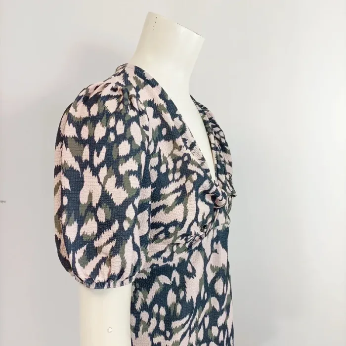 Robe print animal fauve Neuve- manches ballon, décolleté en V taille 38 - kaki, rose A281 - photo numéro 4
