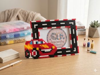  Cadre photo artisanal Perles Hama Cars Flash McQueen 