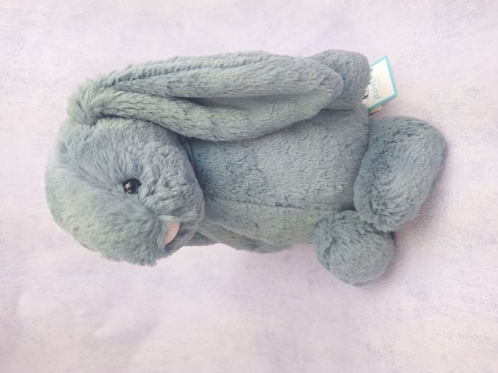 Peluche Jellycat de collection retired lapin Bashful Dusky Blue Bunny original medium BAS3DUSKB neuf - photo numéro 5