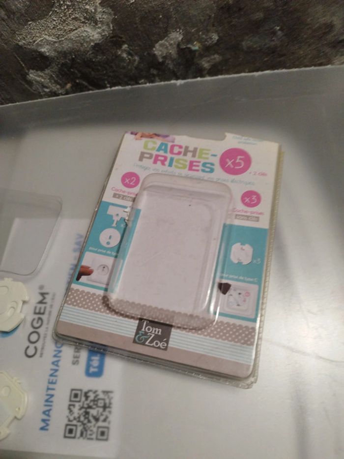 Cache prise - photo numéro 2