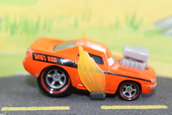 Disney Pixar cars Snot Rod - photo numéro 6