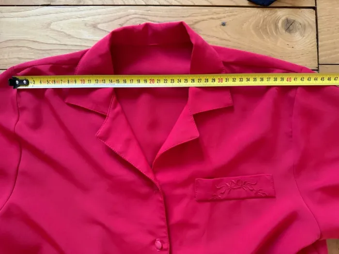 Blouse vintage rouge en très bon état taille 40-42 - photo numéro 7