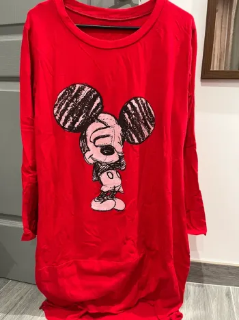 Robe de nuit rouge