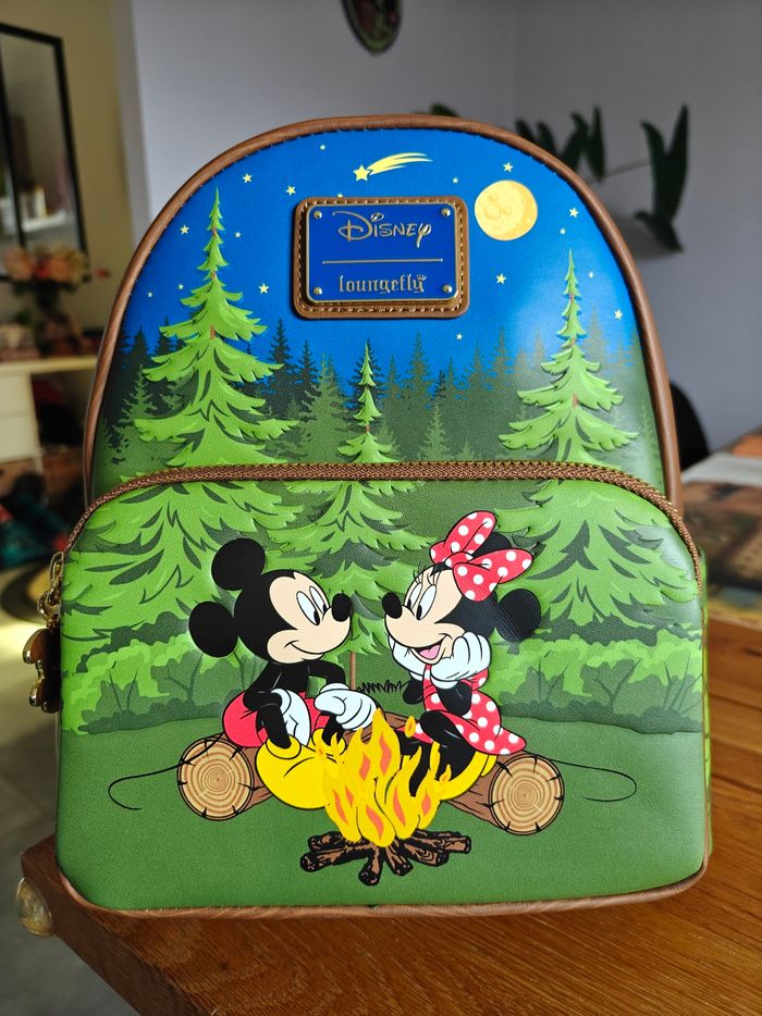 Loungefly Mickey & Minnie Campfire