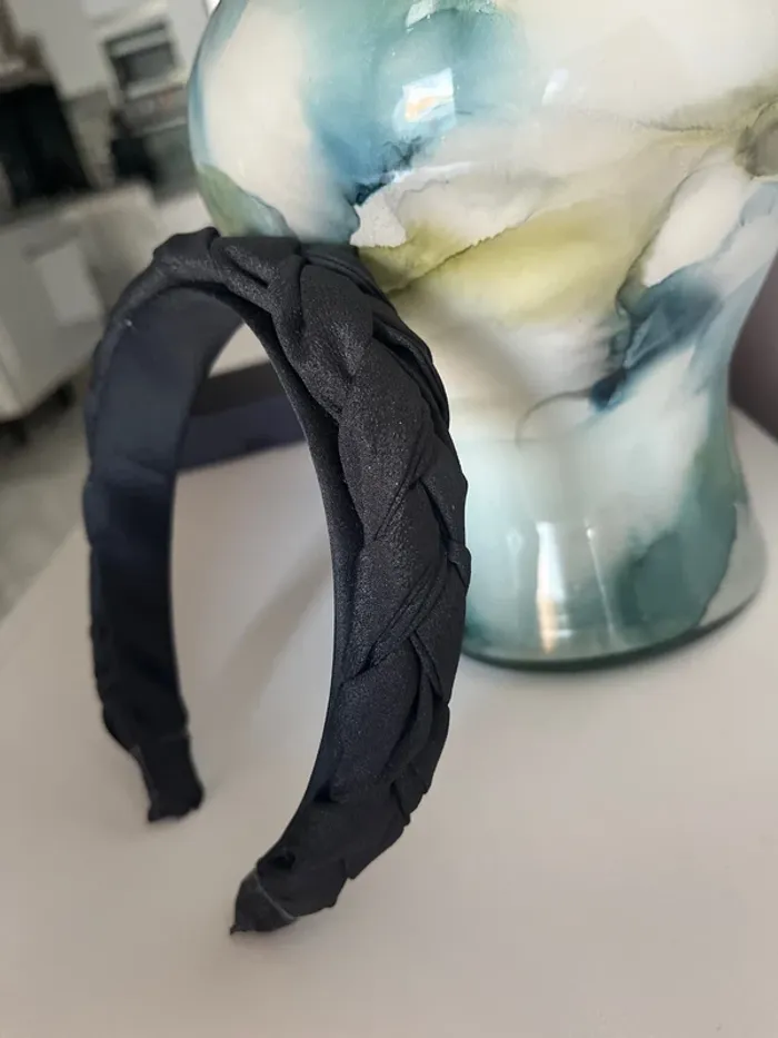 Serre tête noir tressé - photo numéro 3
