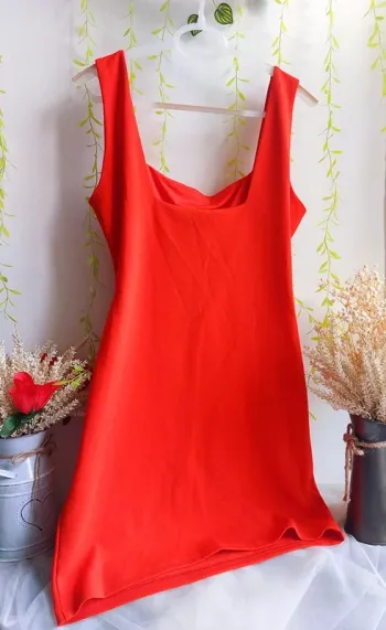Robe midi H&M – M – Rouge – État : Excellent