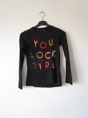 T-shirt noir rock IKKS 12 ans TBE