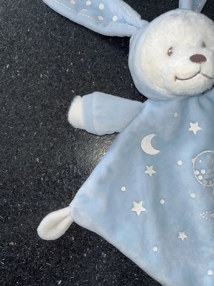 Doudou ours lapin blanc bleu peluche étoiles lune phosphorescent - photo numéro 4