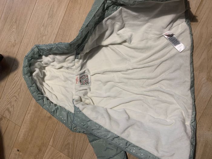 Manteau fille 4ans - photo numéro 3