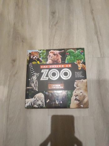 Livre une saison au zoo