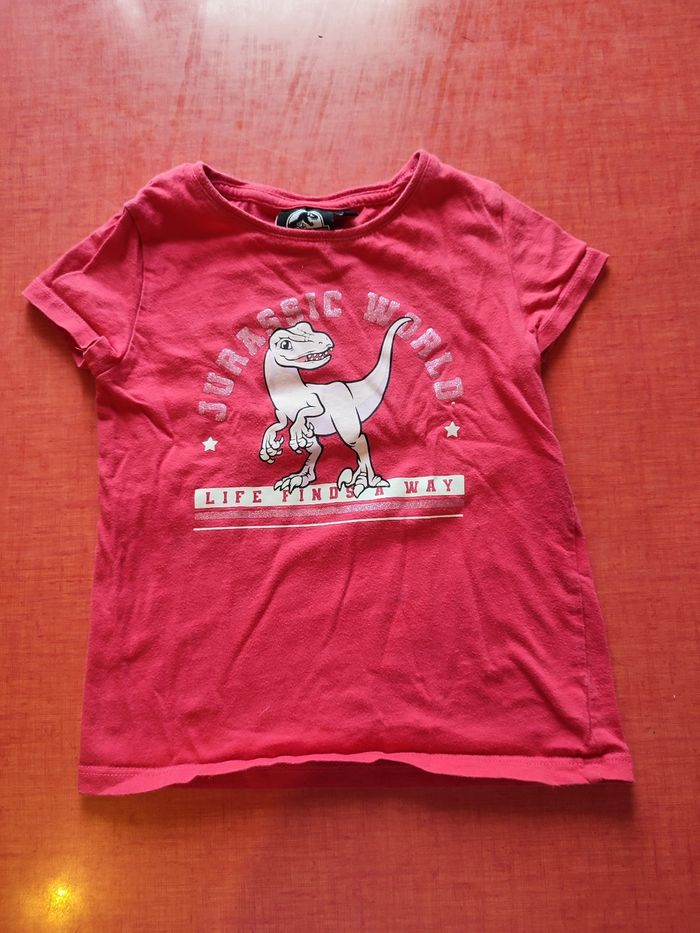 Tee-shirt Jurassic world