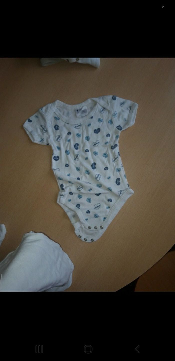 Lot de 3 bodies - photo numéro 4