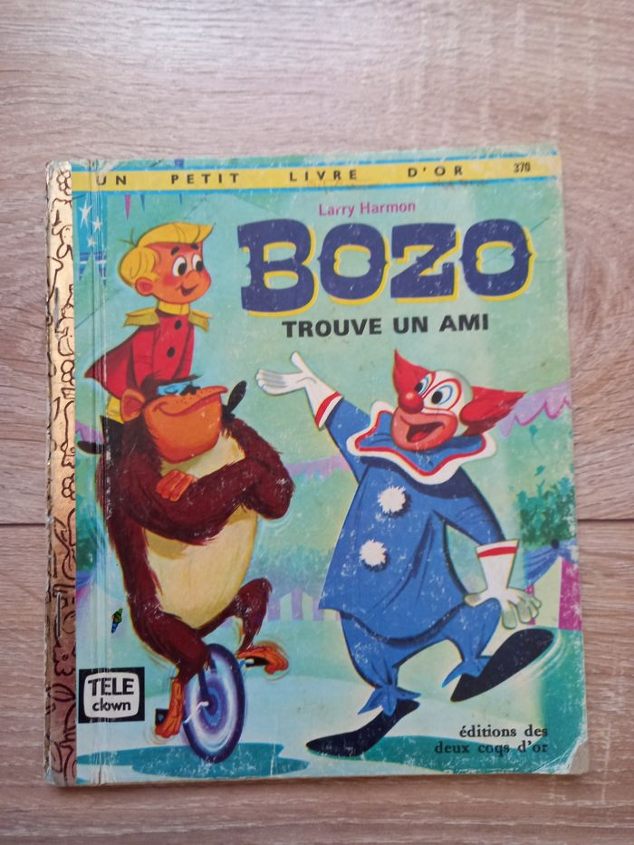 Livre Bozo trouve un ami de Larry Harman numéro 370