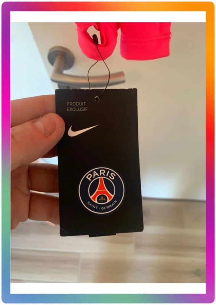 Survêtement rose PSG Paris xxl NEUF jamais porté avec étiquettes - photo numéro 3