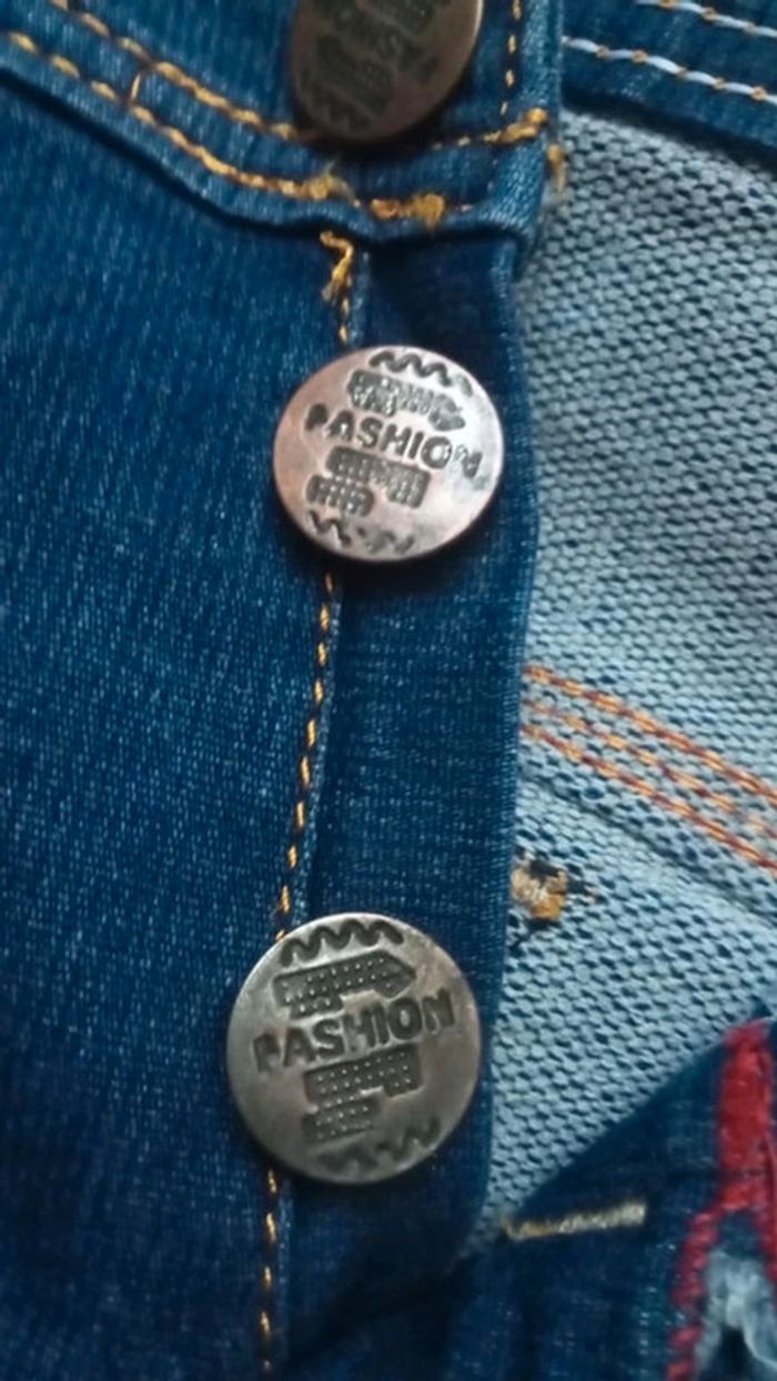 Pantalon en jean comme neuf - photo numéro 5