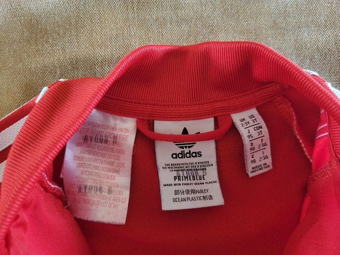 Joli survêtement SST Adidas 2/3 ans - photo numéro 11