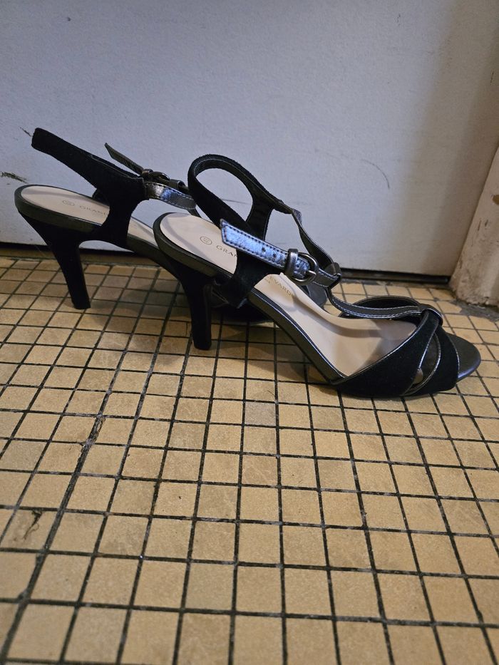 Nu pied - photo numéro 3