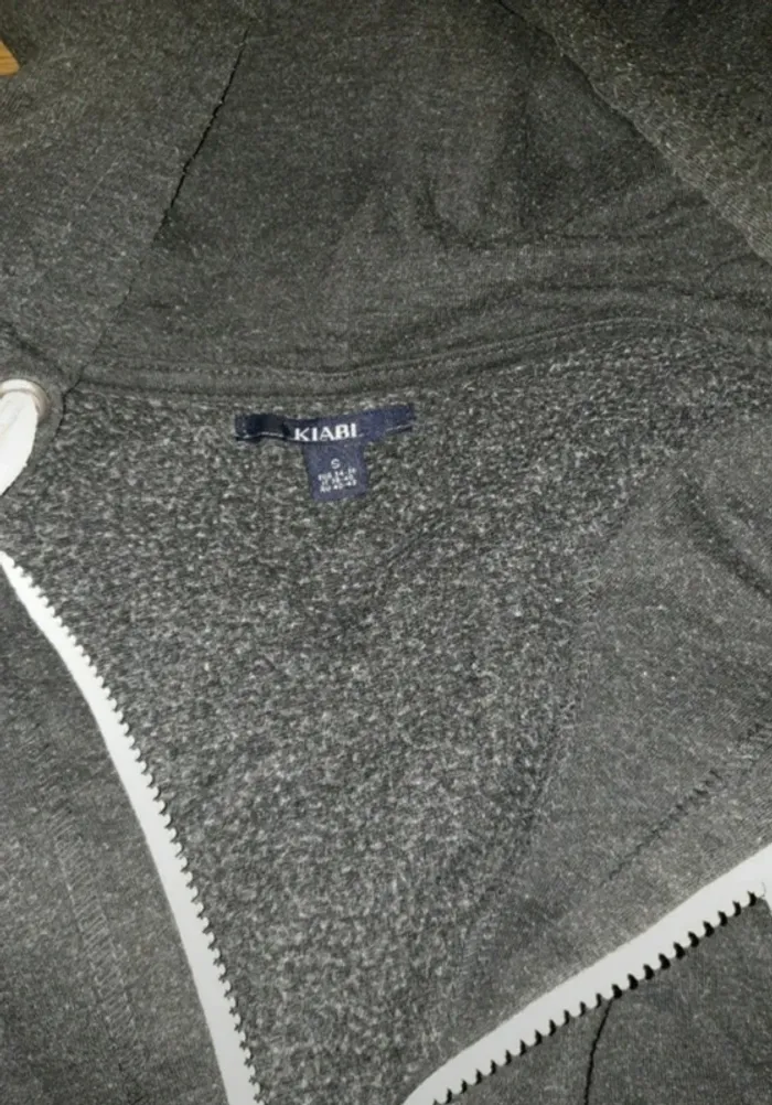 Veste capuche - photo numéro 2