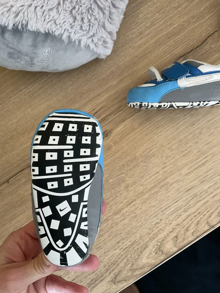 Chaussures Nike - photo numéro 3