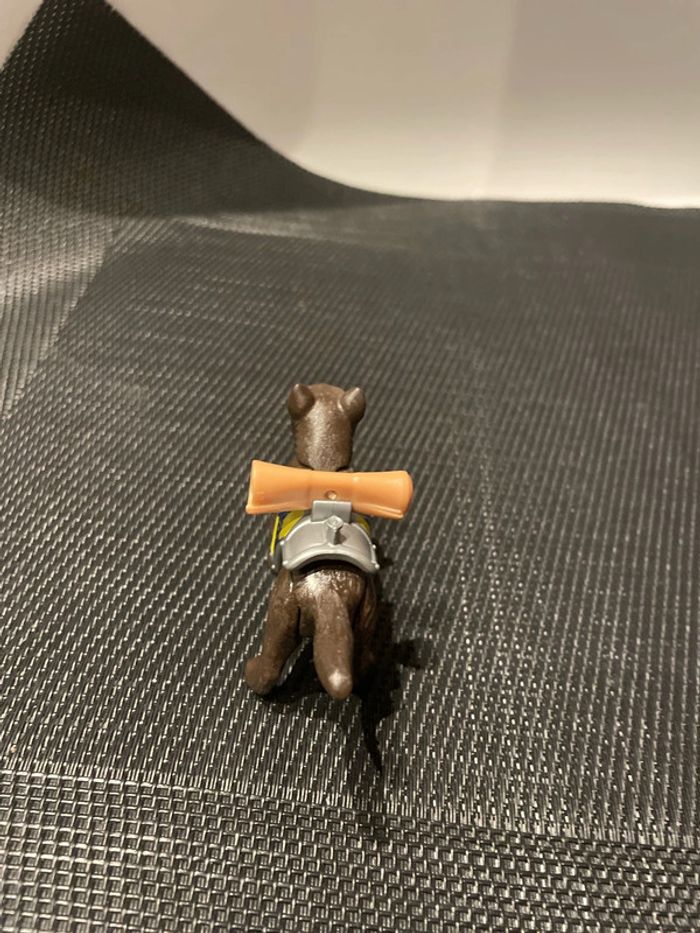 Playmobil figurine loups marron avec selle et couverture novelmore 70225 animaux sauvages - photo numéro 4