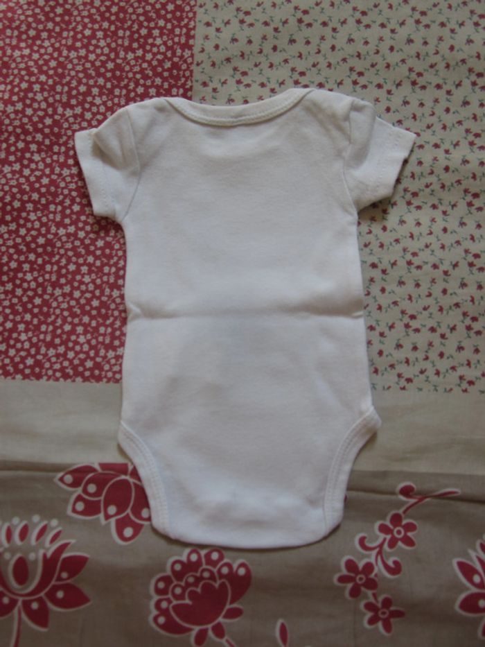 Lot de 3 bodies manches courtes blanc 1 mois - photo numéro 8
