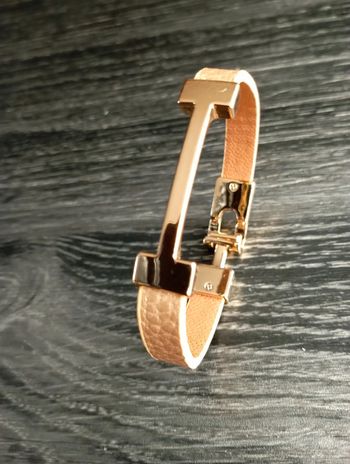 Bracelet métal et simili cuir doré