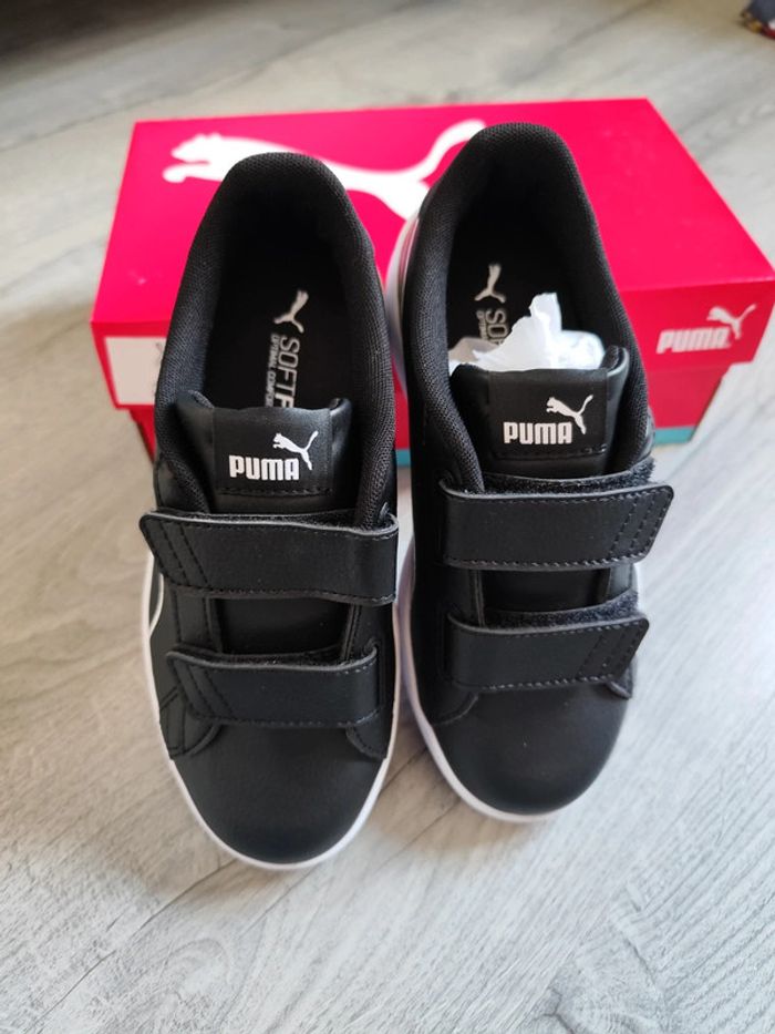 Baskets Puma Smash V2 Home School
Pointure 33 - photo numéro 4