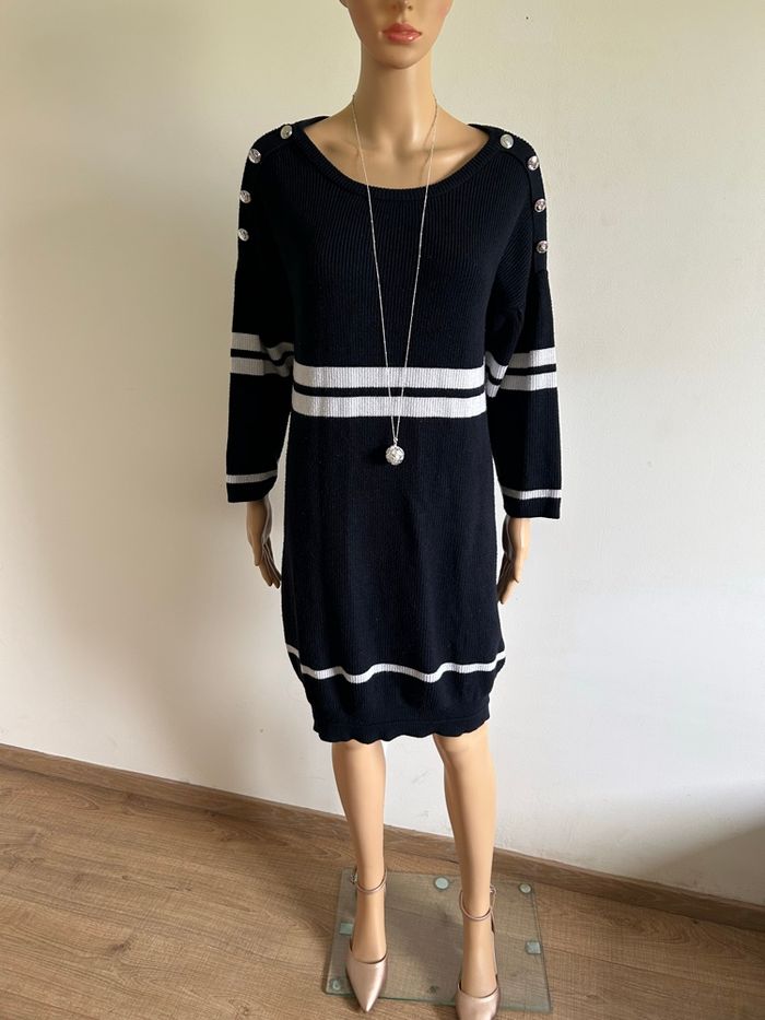 Robe pull bleue marine et blanche Morgan taille S bon état - photo numéro 3